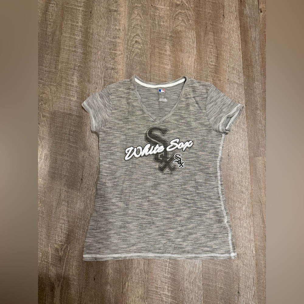 Genuine Merchandise Gray White Sox Short Sleeve Tee. size large